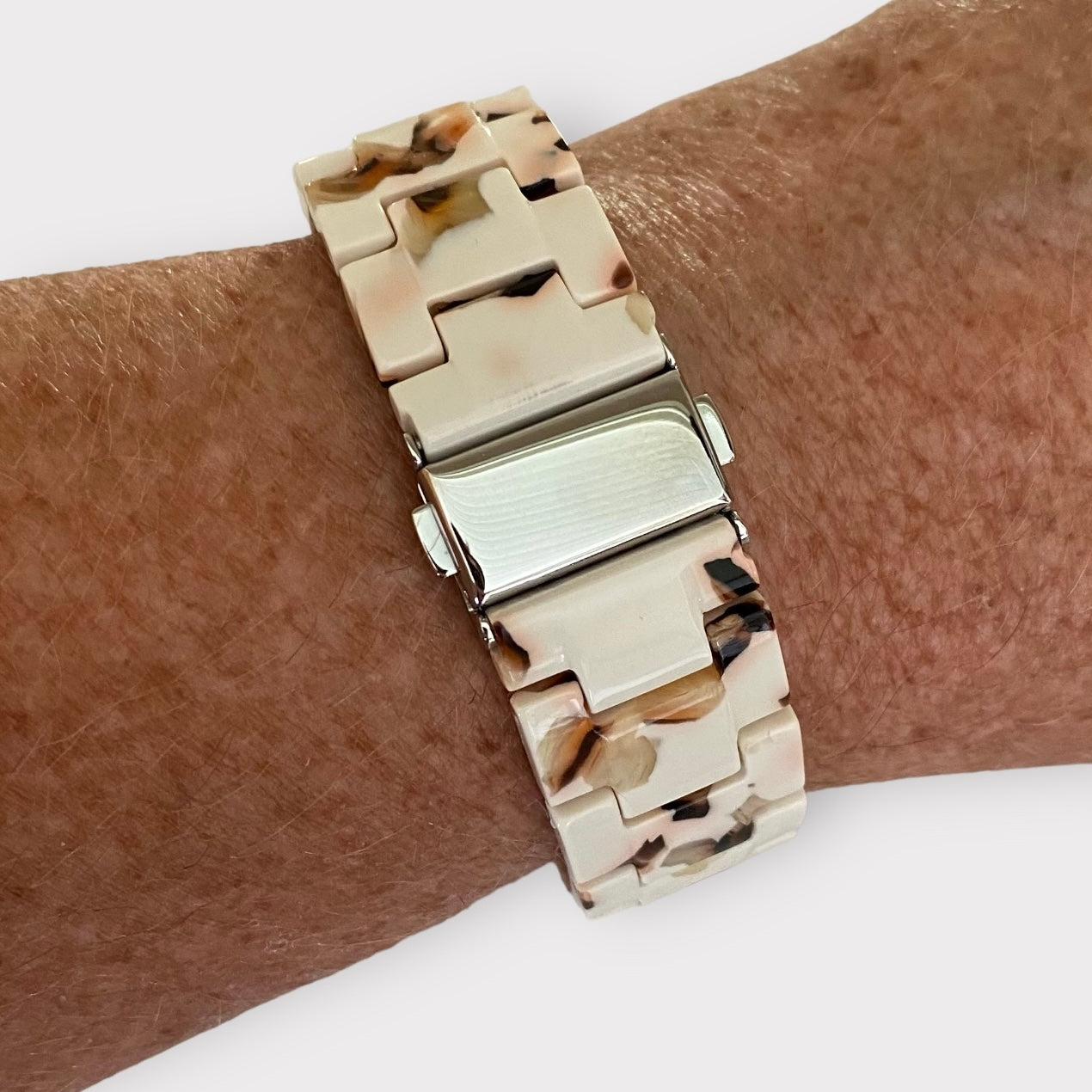 Google Pixel Resin Watchband With Silver Adapters and Clasp