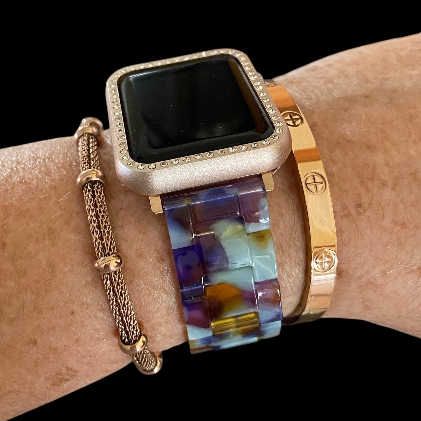 Stackable Resin Spring Apple Watch Band with Bracelets – Silver, Gold, Rose Gold Options