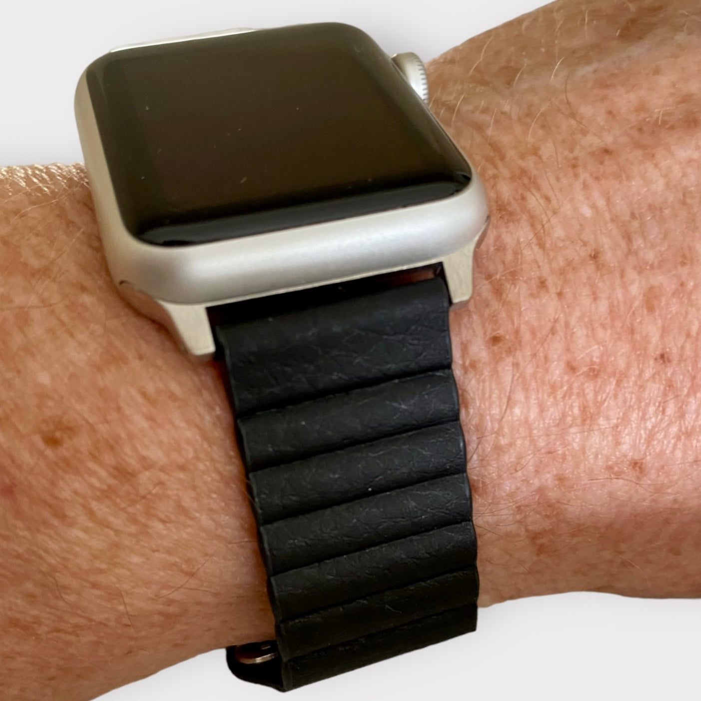 Apple Watch Band Genuine Leather Loop Magnetic Quality Plus Watchbands