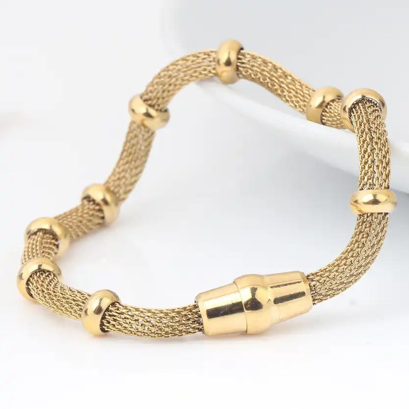 Stackable Gold Stainless Apple Watch Bands With Gold Bracelets
